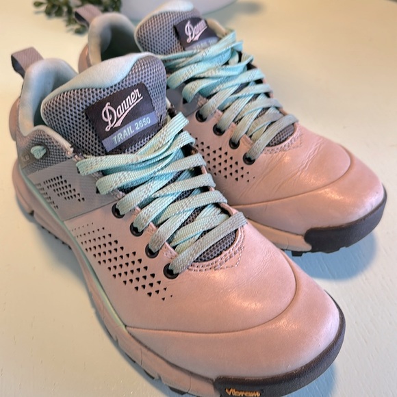 Danner  Trail 2650 leather approach trail shoe/sneaker size 6 US women - Picture 1 of 10